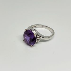 Amethyst Ring 18k White Gold 4.00 Carat Stone Size 6.5